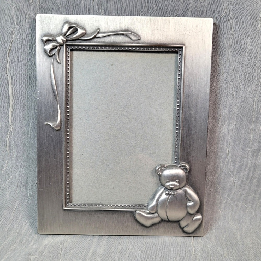 Teddy Bear Bow Silver Tone Picture Frame Vintage 1997 Nursery Decor HB Group